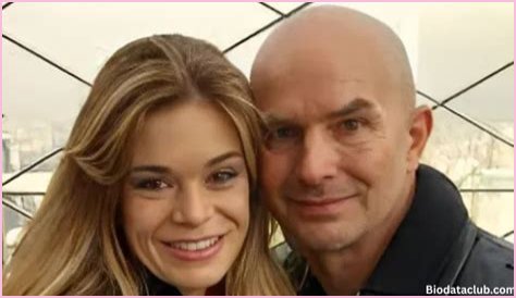 Ellen Muth Movies and TV shows, Age, Net worth, Wiki, Husband, Cats